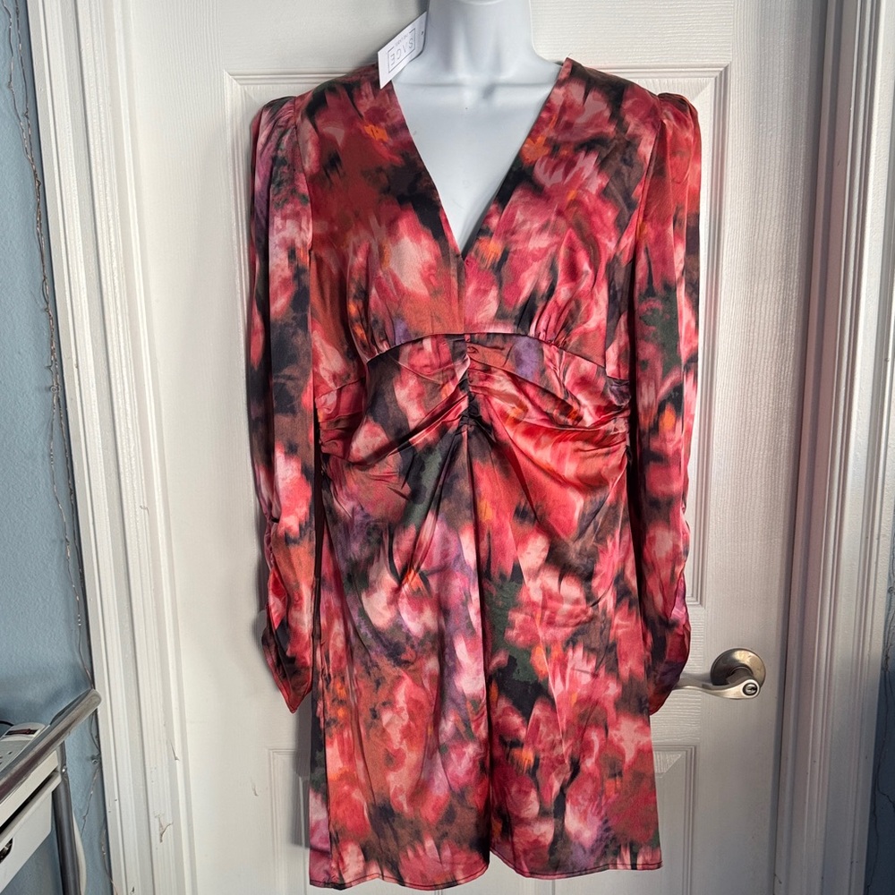 Sage Women's Long Sleeve Dress - Red and Black